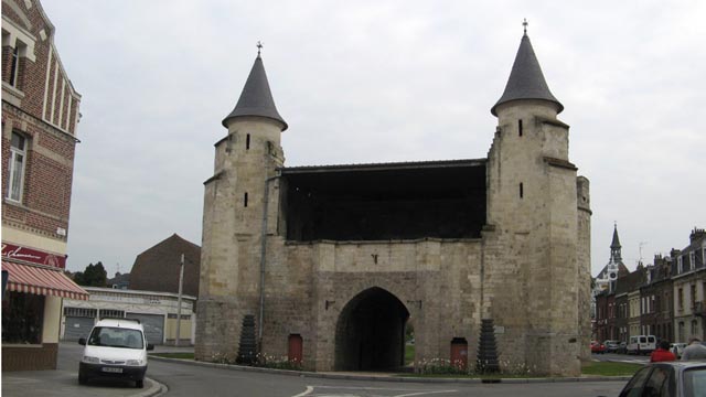 2010-05-13-Cambrai-05-porteParis